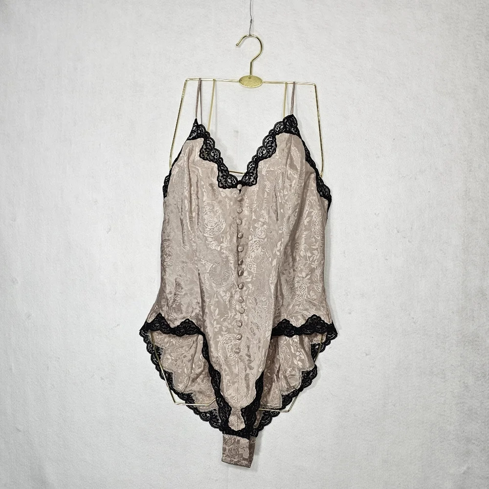 Victoria’s Secret Vintage Gold Label Satin Cream Bodysuit Nightie Large - Picture 1 of 13